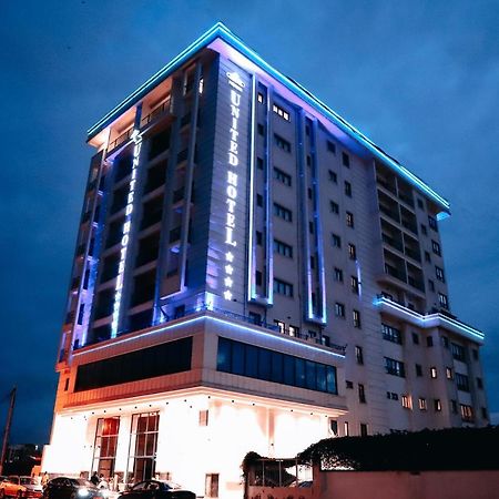 United Hotel International Yaoundé Kültér fotó