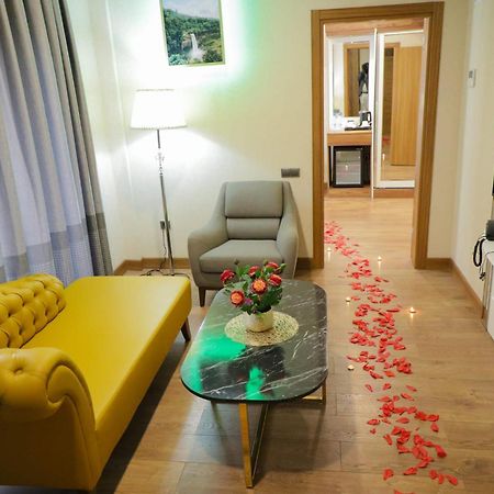 United Hotel International Yaoundé Kültér fotó