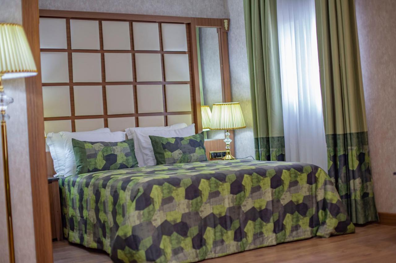 United Hotel International Yaoundé Kültér fotó