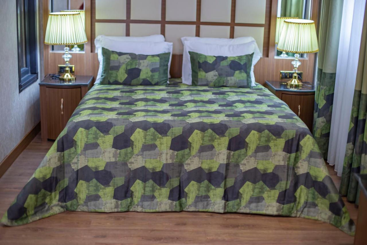 United Hotel International Yaoundé Kültér fotó