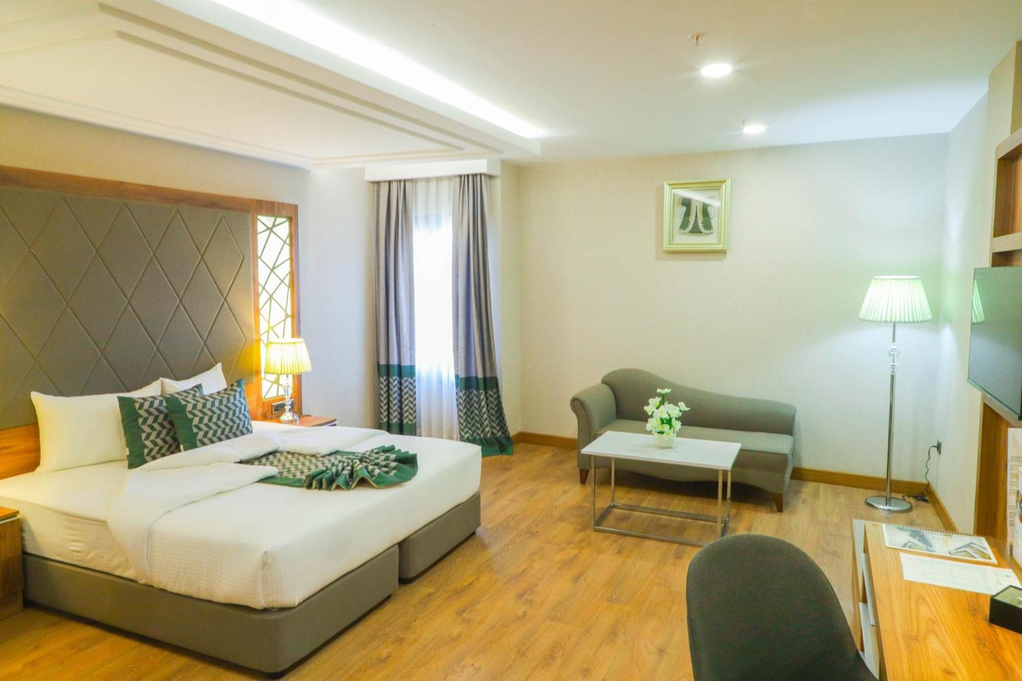 United Hotel International Yaoundé Kültér fotó