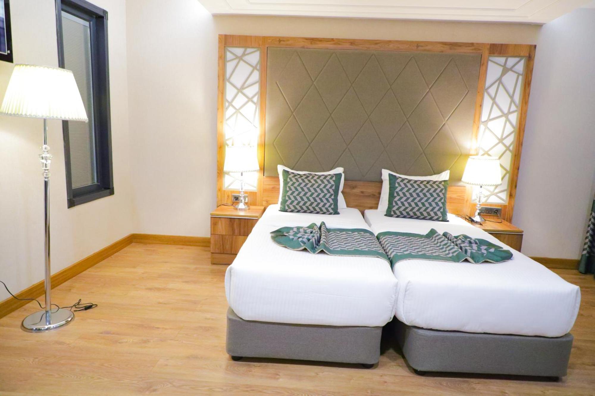 United Hotel International Yaoundé Kültér fotó