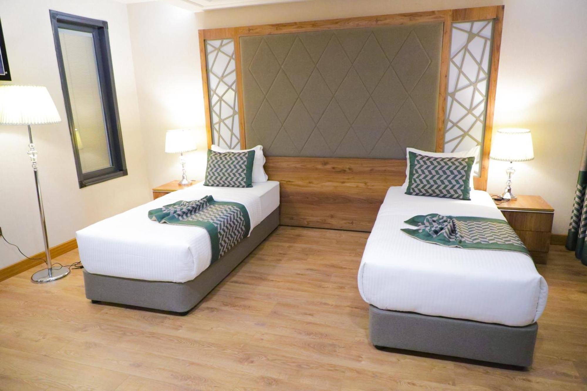 United Hotel International Yaoundé Kültér fotó