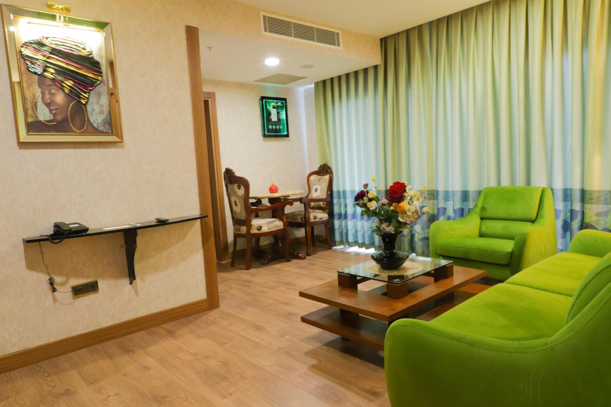 United Hotel International Yaoundé Kültér fotó