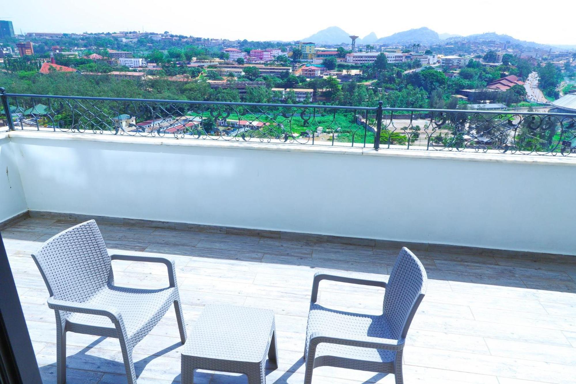 United Hotel International Yaoundé Kültér fotó